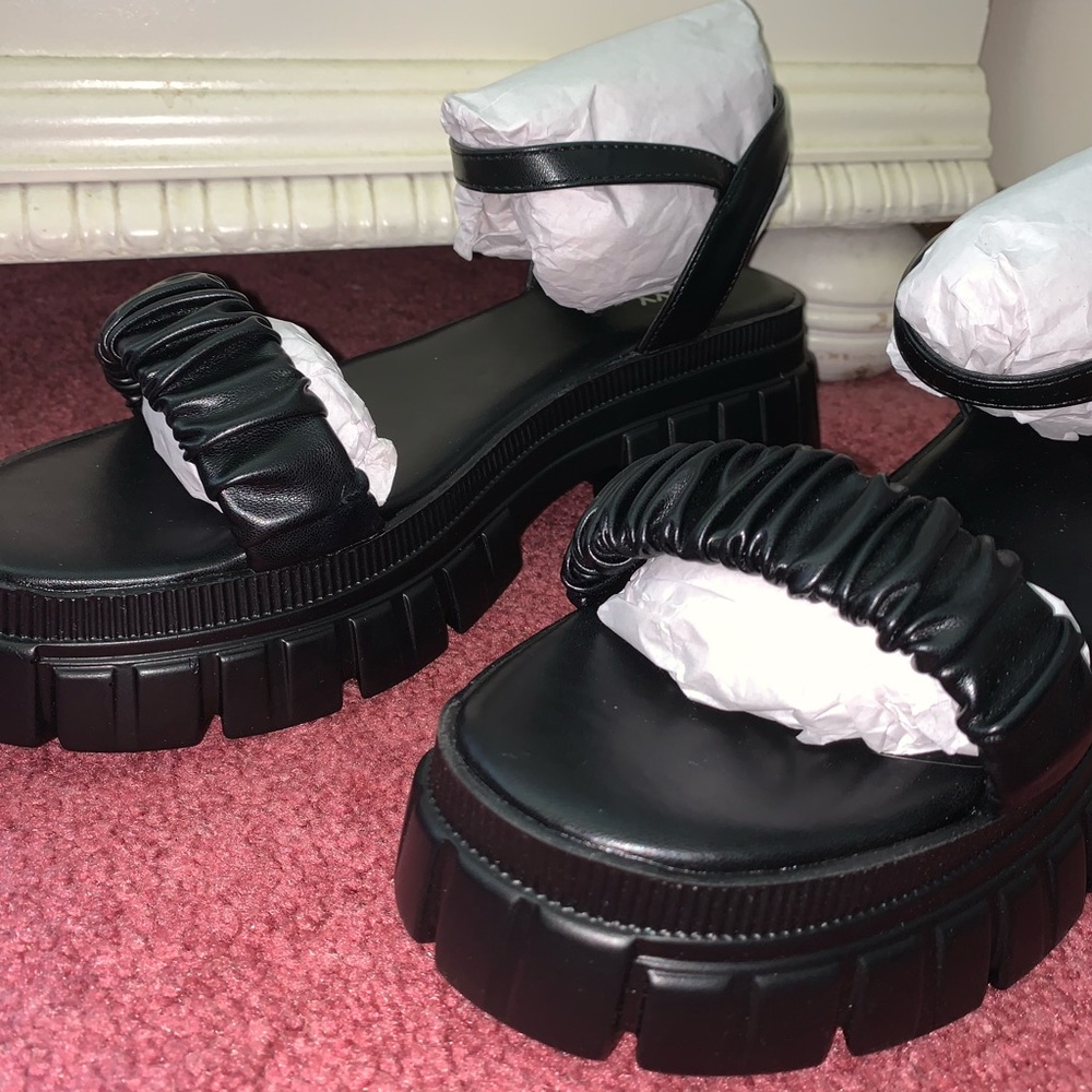 Black Chunky Platforms
